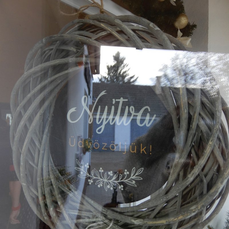 Megnyílt az Apáti Ízek Kereskedőház 62